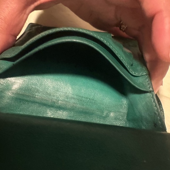 Chanel Caviar CC logo wallet Green - Picture 8 of 17